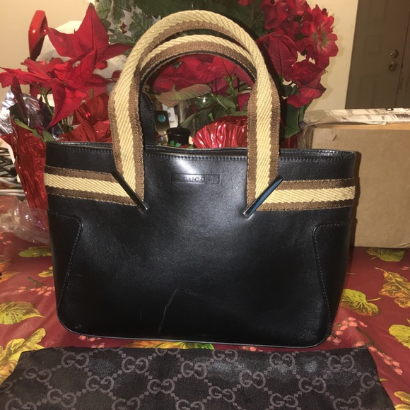 SOLD Authentic Gucci Tote - Picture 1 of 7